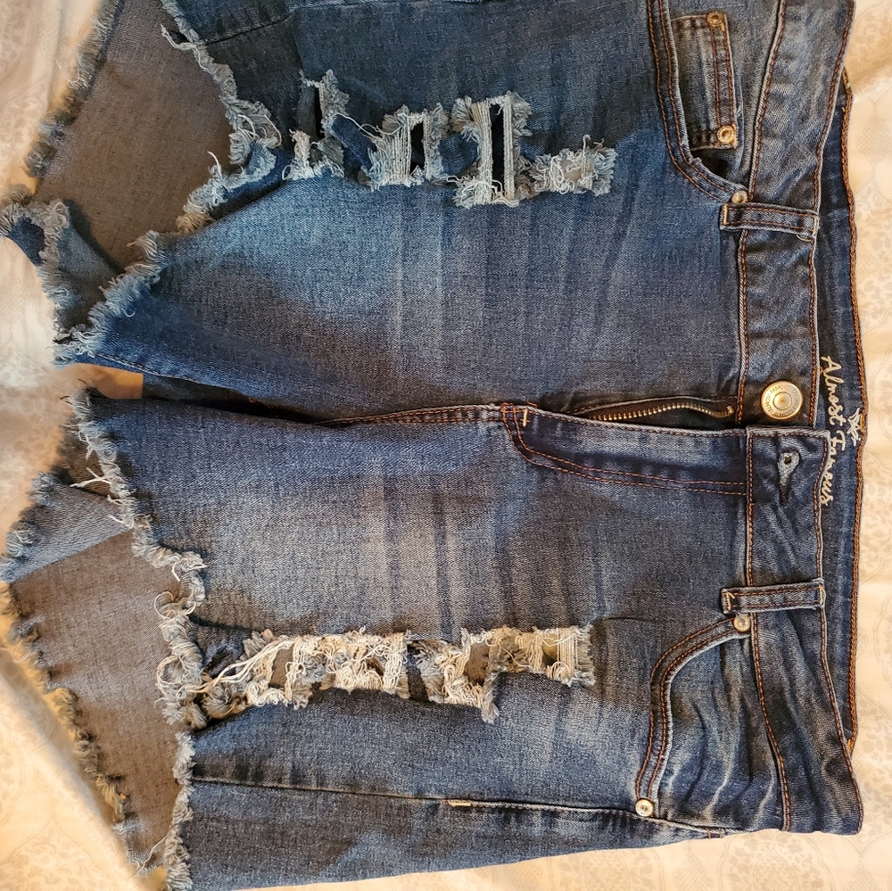 Almost famous EUC size 14 shorts